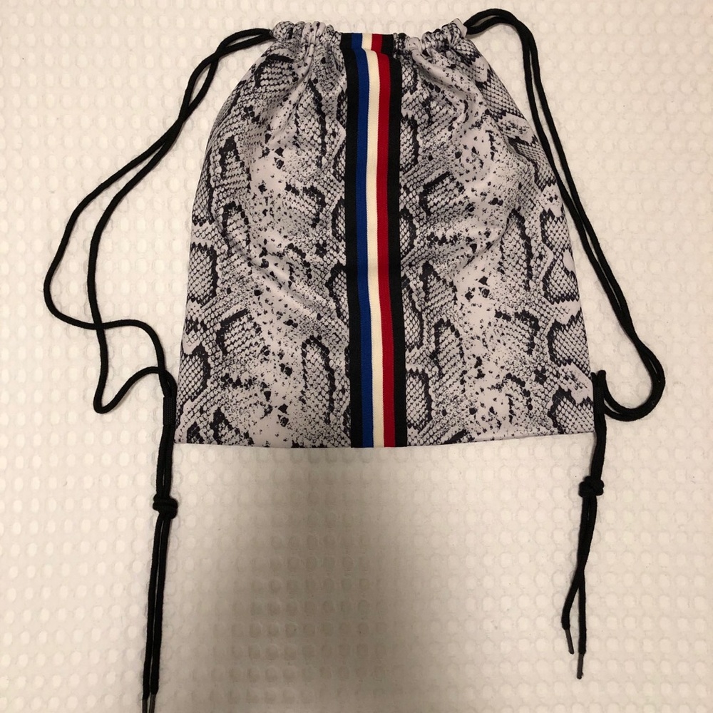 Snake draw string backpack